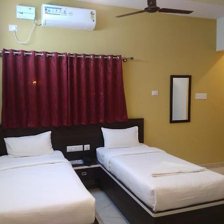 Mk Grande Hotel Bangalore Luaran gambar